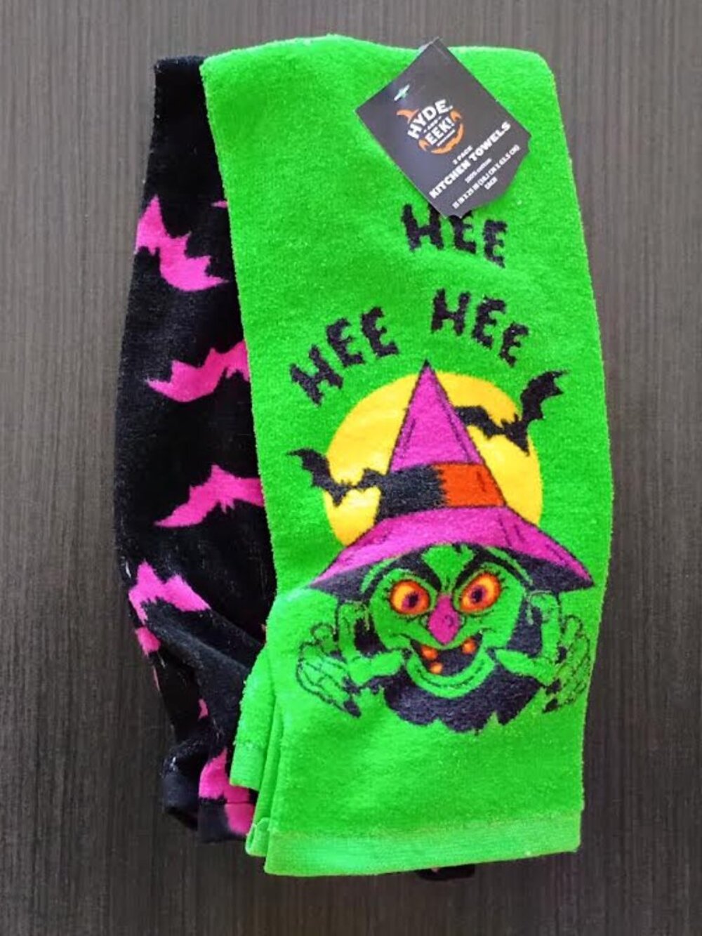 HYDE AND EEK HALLOWEEN KITCHEN TOWELS GREEN WITCH PINK BLACK BATS SET OF 2 NWT
